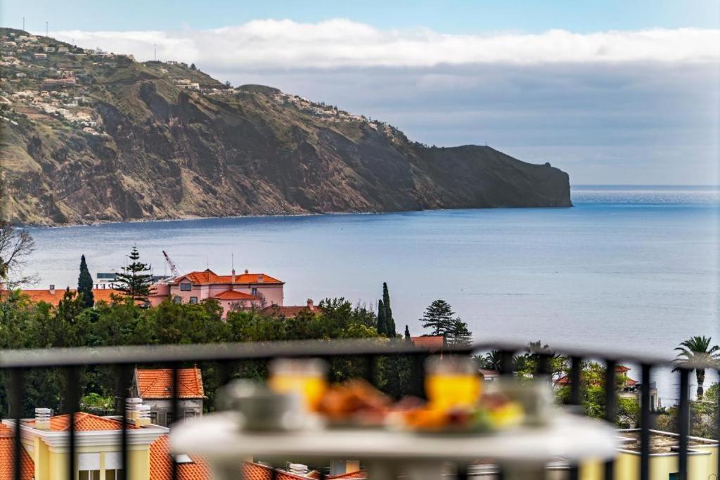 Estúdio vista mar triplo Funchal (Madeira) Exterior foto